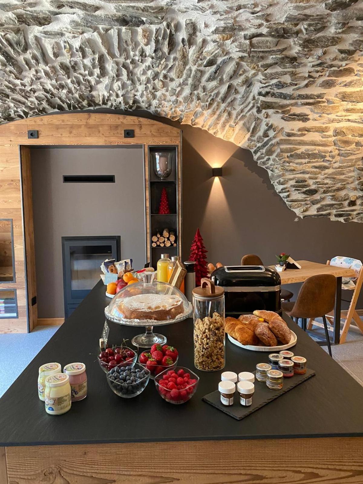 Grande Cote Room And Breakfast Cesana Torinese Exterior foto